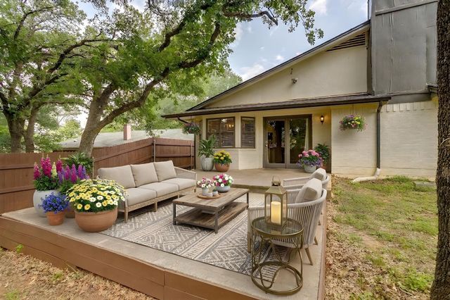 7612 Ripple Creek Court, Fort Worth, TX 76120