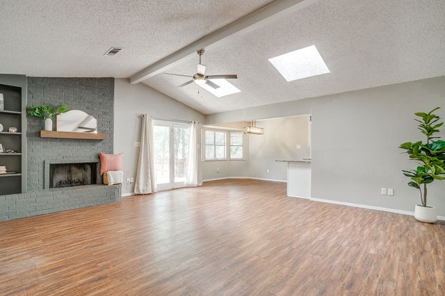 7612 Ripple Creek Court, Fort Worth, TX 76120