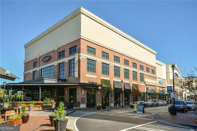 545 Whitlox Road NW, Atlanta, GA 30318