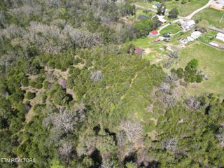 000 Thorngrove Pike, Strawberry Plains, TN 37871