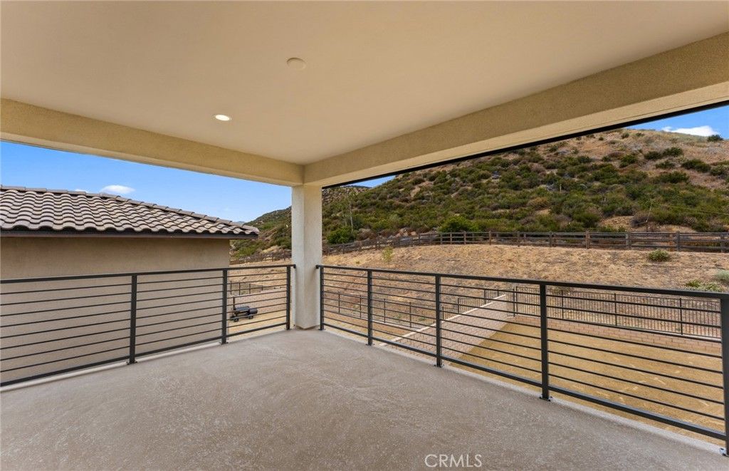 Image 47 of property listing at 11814 Canoga Avenue, Chatsworth, CA 91311