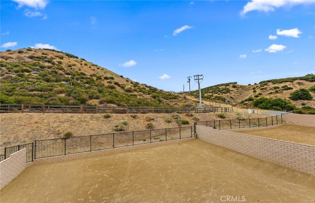 Image 48 of property listing at 11814 Canoga Avenue, Chatsworth, CA 91311