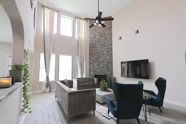 5311 Lotus Canyon Court, Richmond, TX 77407