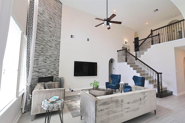 5311 Lotus Canyon Court, Richmond, TX 77407