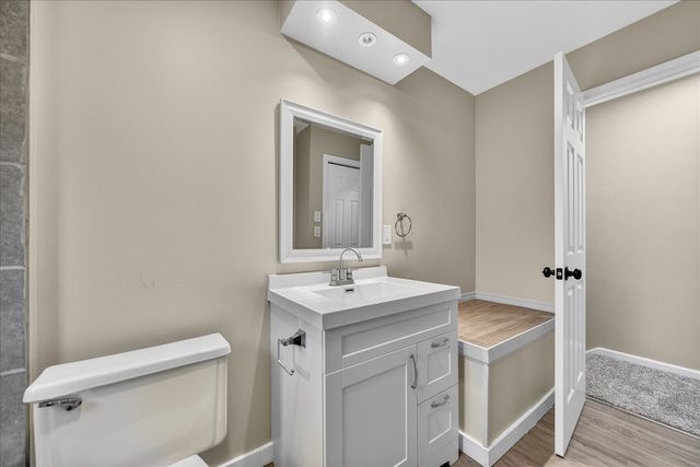 4546 E Berry Road, Pleasant Lake, MI 49272