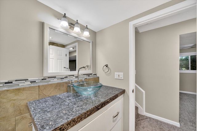 4546 E Berry Road, Pleasant Lake, MI 49272