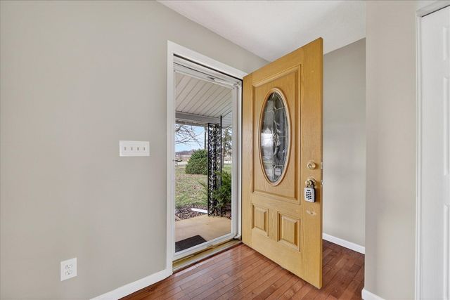 4546 E Berry Road, Pleasant Lake, MI 49272