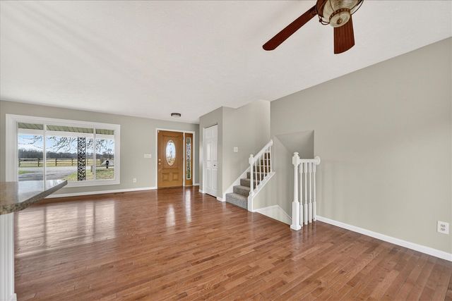 4546 E Berry Road, Pleasant Lake, MI 49272