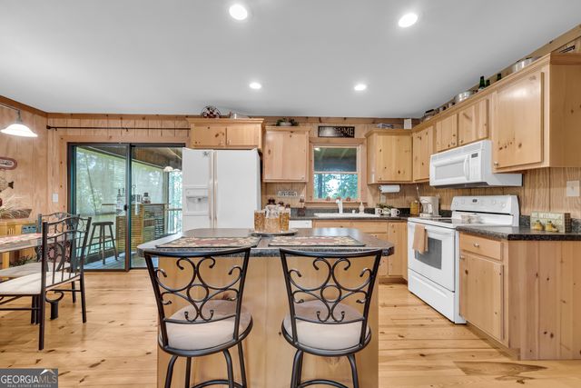 148 Lakeside Hills Road, Martin, GA 30557