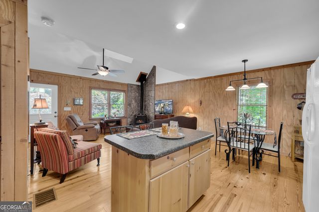 148 Lakeside Hills Road, Martin, GA 30557