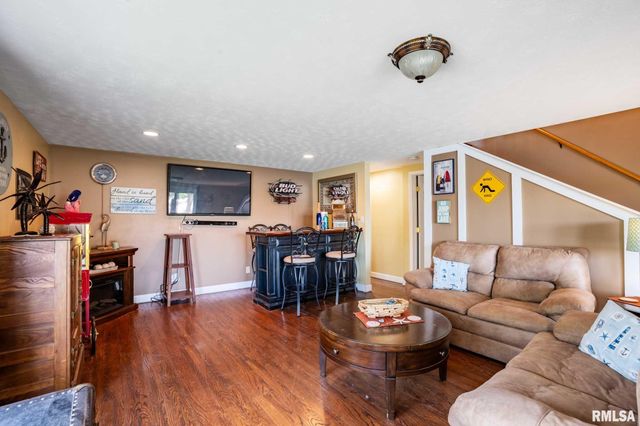 622 Dongola Court, Creal Springs, IL 62922