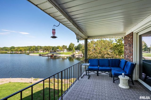 622 Dongola Court, Creal Springs, IL 62922