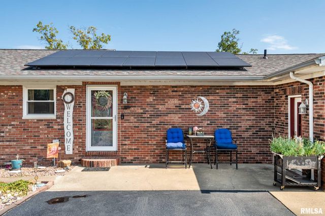 622 Dongola Court, Creal Springs, IL 62922