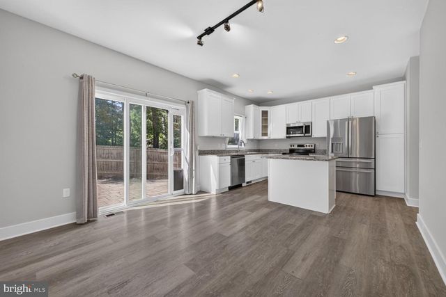 75 HILLCREST DR, Stafford, VA 22556