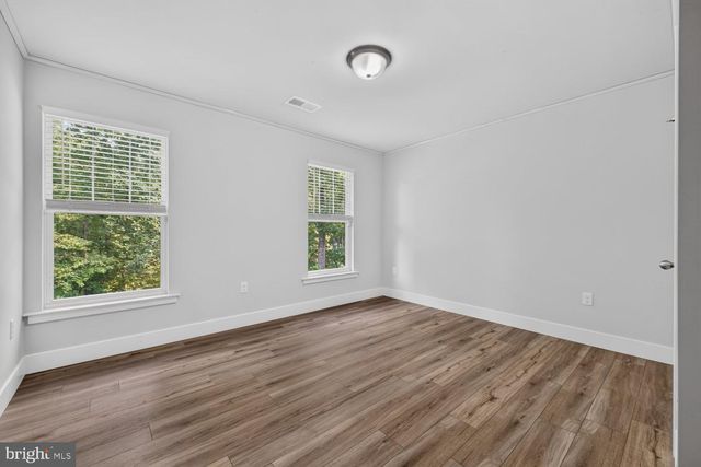 75 HILLCREST DR, Stafford, VA 22556