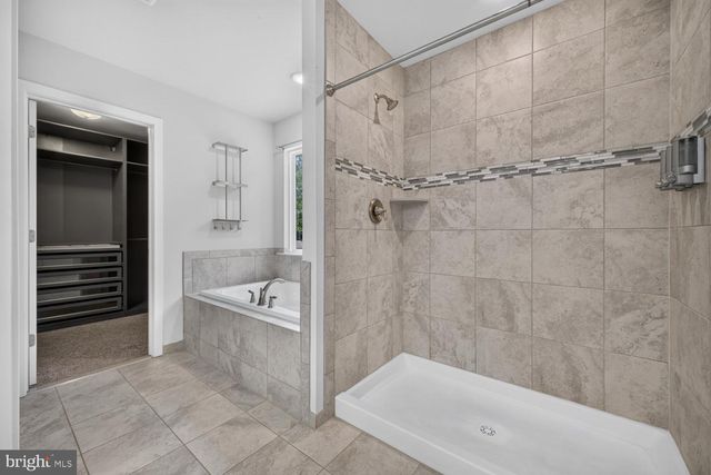 75 HILLCREST DR, Stafford, VA 22556