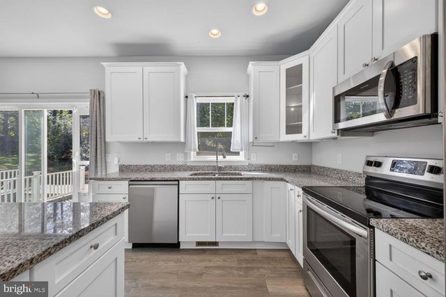 75 HILLCREST DR, Stafford, VA 22556