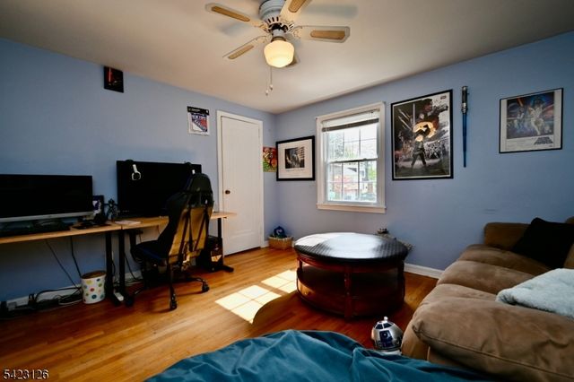 43 Newton Rd, Wayne Twp., NJ 07470
