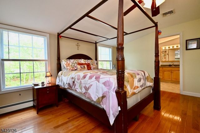 43 Newton Rd, Wayne Twp., NJ 07470