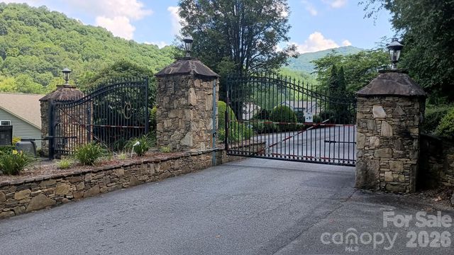 00 Cool August Heights, Waynesville, NC 28785