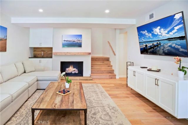 2112 Vista Dorado, Newport Beach, CA 92660