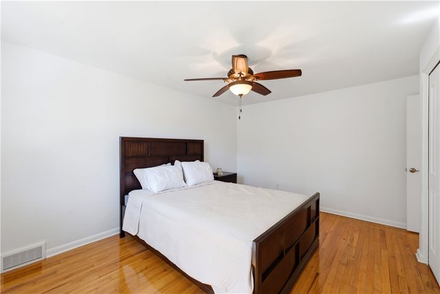 998 Jefferson Heights Rd, Penn Hills, PA 15235