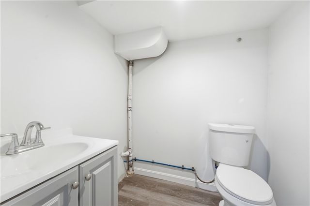 998 Jefferson Heights Rd, Penn Hills, PA 15235