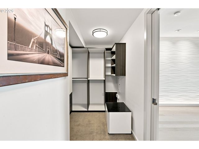 1075 Nw NORTHRUP St 2015, Portland, OR 97209