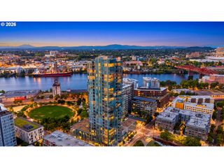 1075 Nw NORTHRUP St 2015, Portland, OR 97209