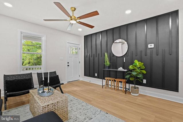 1905 FEATHERBED LN, Baltimore, MD 21207