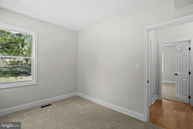1905 FEATHERBED LN, Baltimore, MD 21207