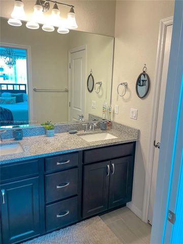 5100 Eucalyptus Dr 2, Hollywood, FL 33021