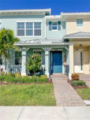 5100 Eucalyptus Dr 2, Hollywood, FL 33021