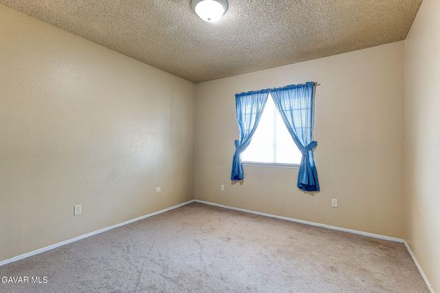 15707 Lanfair Avenue, Lancaster, CA 93535