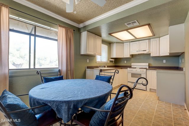 15707 Lanfair Avenue, Lancaster, CA 93535