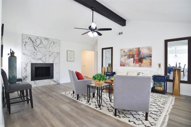 16634 David Glen Drive, Friendswood, TX 77546