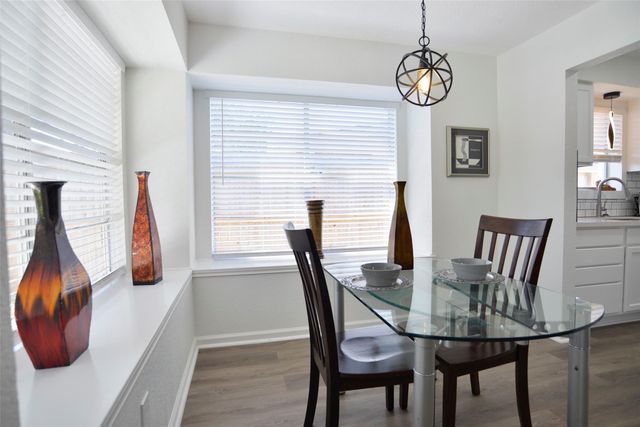 16634 David Glen Drive, Friendswood, TX 77546