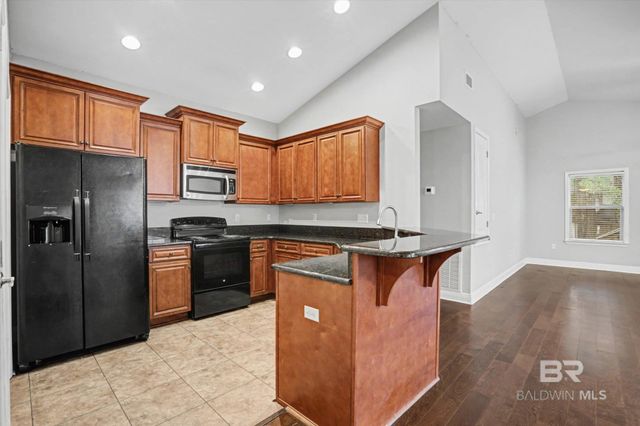 9011 Brookside Lane, Daphne, AL 36526