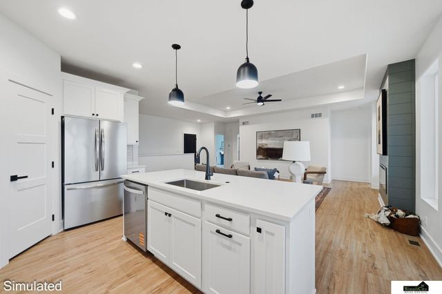 8601 S 49th Street, Lincoln, NE 68516