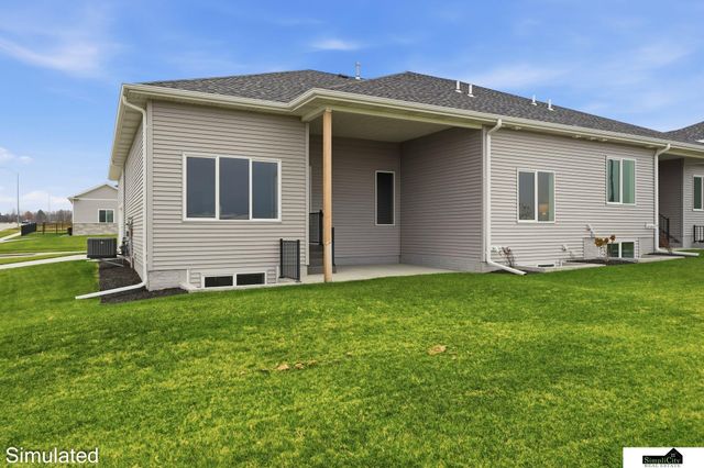8601 S 49th Street, Lincoln, NE 68516