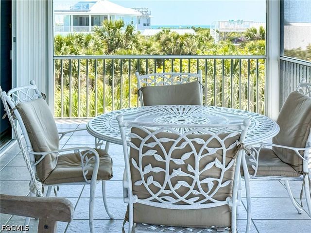 4510 Oyster Shell DR, Upper Captiva, FL 33924