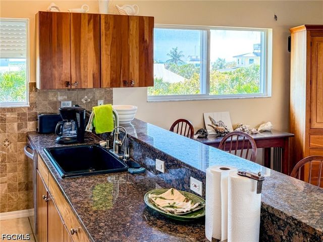4510 Oyster Shell DR, Upper Captiva, FL 33924