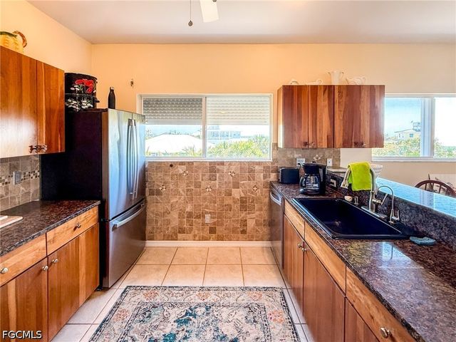 4510 Oyster Shell DR, Upper Captiva, FL 33924