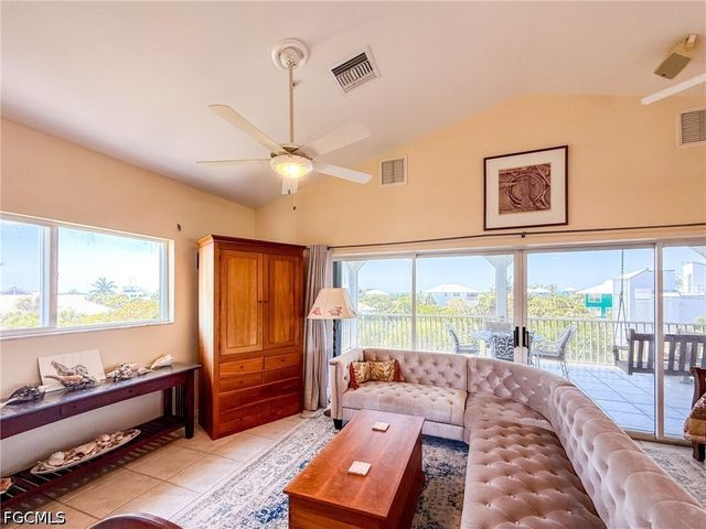 4510 Oyster Shell DR, Upper Captiva, FL 33924