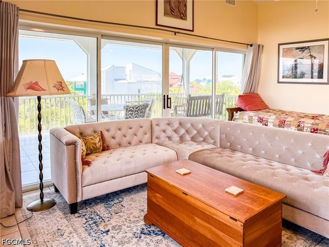 4510 Oyster Shell DR, Upper Captiva, FL 33924