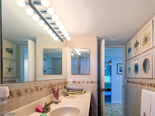4510 Oyster Shell DR, Upper Captiva, FL 33924
