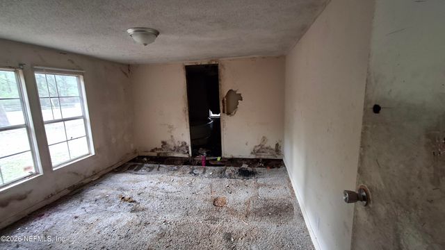 6097 TAYLOR Road, Jacksonville, FL 32234