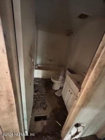 6097 TAYLOR Road, Jacksonville, FL 32234