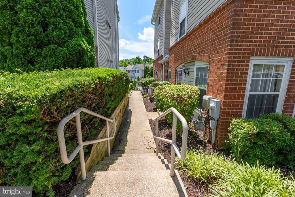 6221 SANDPIPER CT #7, Elkridge, MD 21075