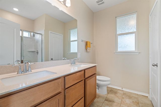 6300 Carriage Pines DR, Del Valle, TX 78617